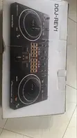 Pioneer DJ DDJ-REV1 DJ Controller - 1