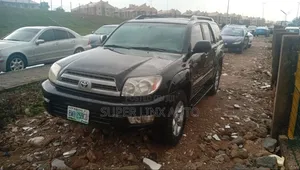 Toyota 4-Runner 2007 Baki