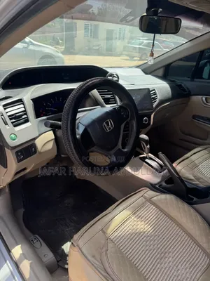 Honda Civic 2010 Silver - Distress Sale