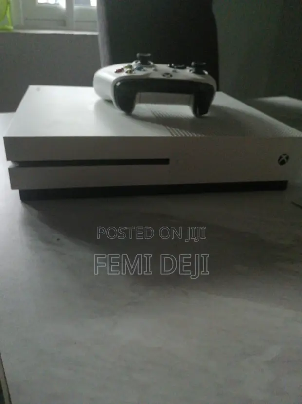 Xbox One Console - Used - 1