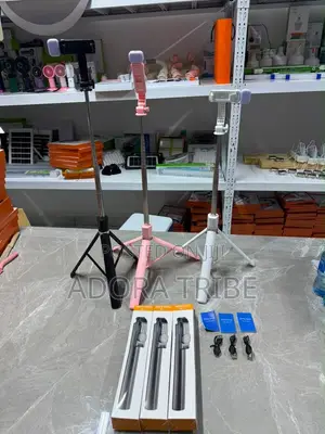 R7-L Bluetooth Selfie Stick Tripod