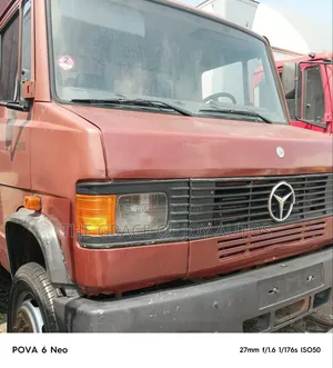 Mercedes-Benz 814 Mini Truck - 2002