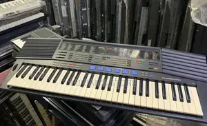 UK Used Yamaha PSR-47 Electronic Keyboard