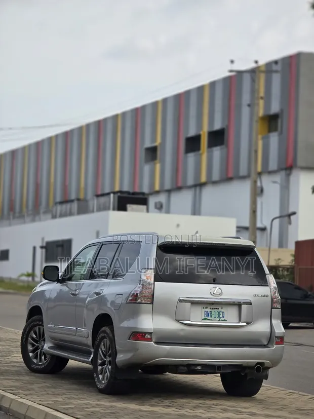 Lexus GX 2014 Silver - 1