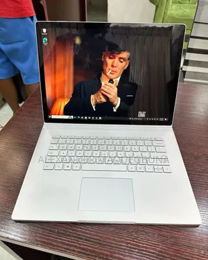 Microsoft Surface Book 3 32GB i7 512GB SSD RTX 1660 Ti
