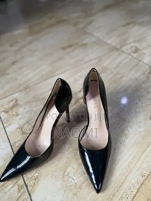 Louis Vuitton Pointed-Toe Heels - Size 41