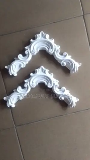 Kusurwar Cornice - Fararen Kayayyakin Hadi