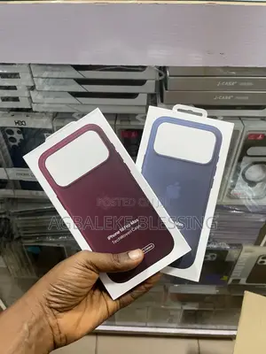 iPhone 17/18 Pro Max Techwoven Case - Red