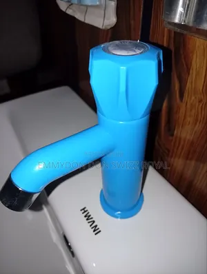 Babban Kran Ruwa - Filastik