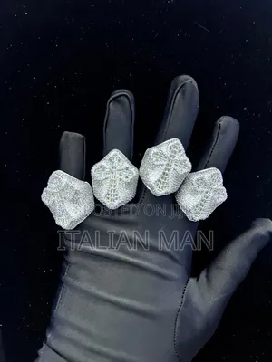 Zoben Zinare Na Maza Mai Zircon - Girman 10
