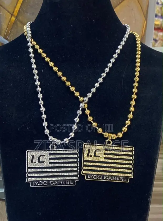 Classy 'I C' Stainless Steel Unisex Necklace - 1