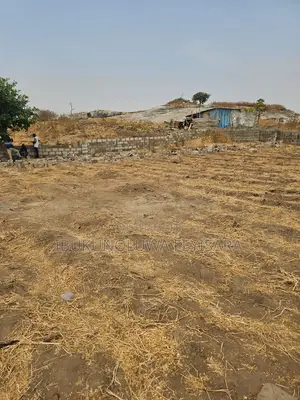 500sqm Dry Land with Deed of Assignment in Lugbe