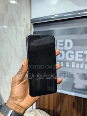 Apple iPhone 11 Pro Max 64GB Baki