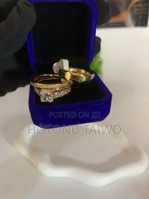 Luxury Wedding Band - Brand New