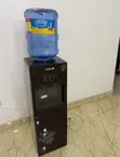 Hisense 124L Mai Rarraba Ruwa - 2