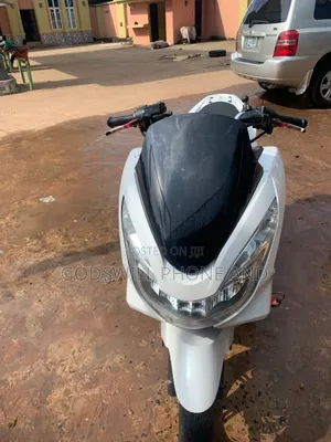 Honda PCX 150 Scooter 2017 - Wadda Aka Shigo Da Ita