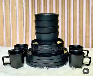 16 Piece Dinner Set - Brand New