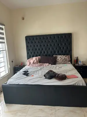 6x6 Bed Frame and Side Drawer
