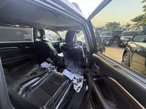 Toyota Highlander Limited 2016 Black