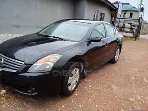 Nissan Altima 2.5 Sedan 2010 Black