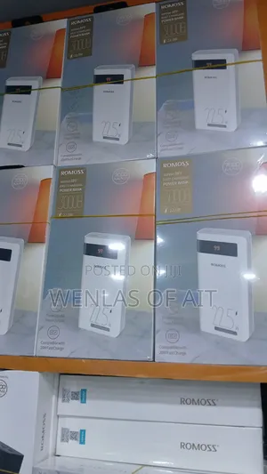 ROMOSS 30000mAh Power Bank