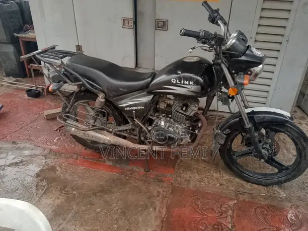 Qlink XP 200 2022 Motorcycle - Black - 1