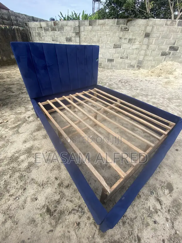 Used 4.5x6ft Bed Frame - 1