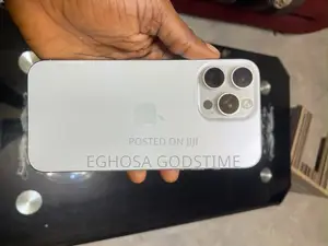 Apple iPhone 15 Pro Max 256GB White
