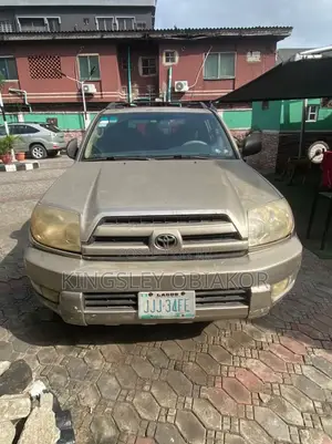 Toyota 4Runner Limited V8 SUV 2005 Brown