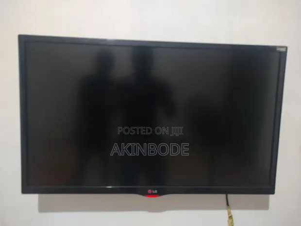 LG 32-inch Full HD LED TV - 1