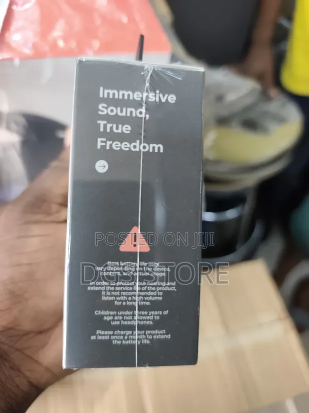 Havit Space T2 Bluetooth Earbuds - 1