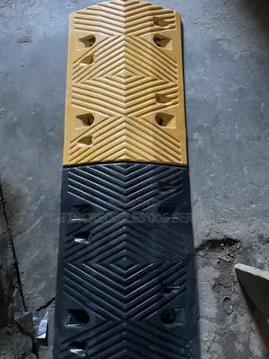 70mm Heavy-Duty Speed Bump - Brand New