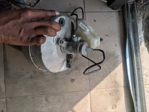 Mercedes-Benz Master Brake Cylinder - An Sake Gyarawa