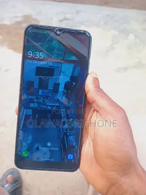 LG K51 32GB - An Kori, Akwai Matsalar Magana da Kamera