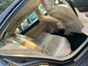 2013 Lexus ES 350 FWD Sedan - Gray