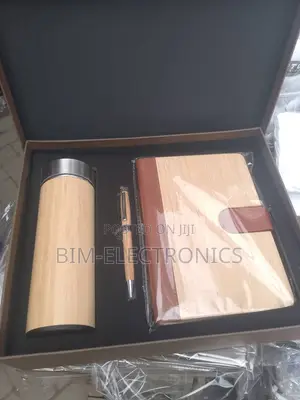 3-in-1 Corporate Gift Set tare da Flask, Pen & Notepad
