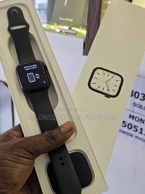 Apple Watch Series 7 45mm GPS+Cellular