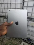Apple iPad 9.7 (2017) 128GB Gray - Foreign Used - 3