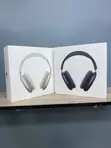 Apple AirPods Max - Blue - 1