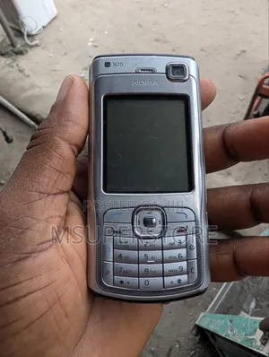 Nokia N70 Gray (Foreign Used)
