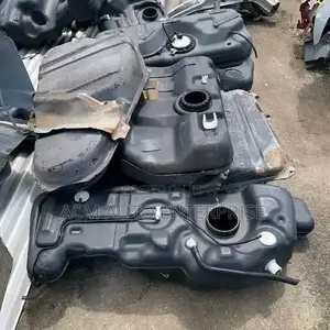 Tankin Man Fatar Motar Toyota Camry (Amfani)