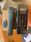 Smart Glass Door Lock tare da Tuya App - 2