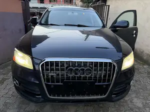 Audi Q5 2.0T Premium quattro SUV 2014