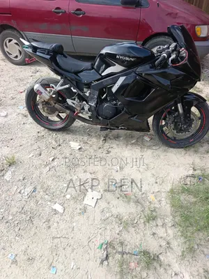 Hyosung GT250R 2016 Sport Bike