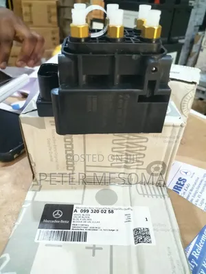 Mercedes Airmatic Valve Block - Genuine Germany