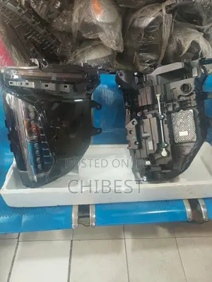 Brand New Cadillac Escalade Headlamp