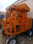 Sabon Self-Loading Concrete Mixer Mai Crane - 2