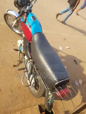 Bajaj Boxer 2023 Ja