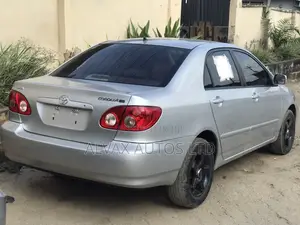 Toyota Corolla 2005 Silver