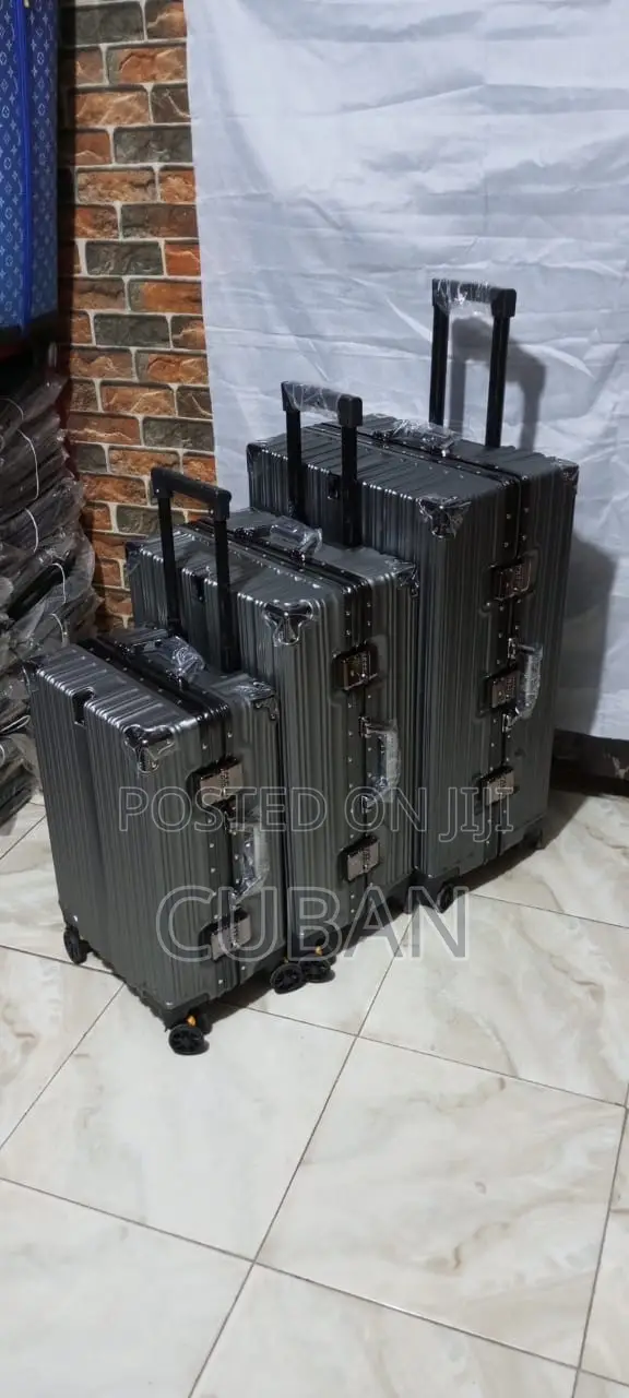 Aluminum Luggage & Travel Bags - Black - 1